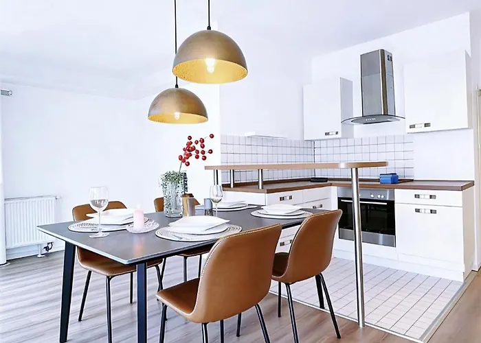 Room4You Altstadt - 2 Apartments - 1 Bis 8 Gaeste - Parkplatz Auf Anfrage Lejlighed