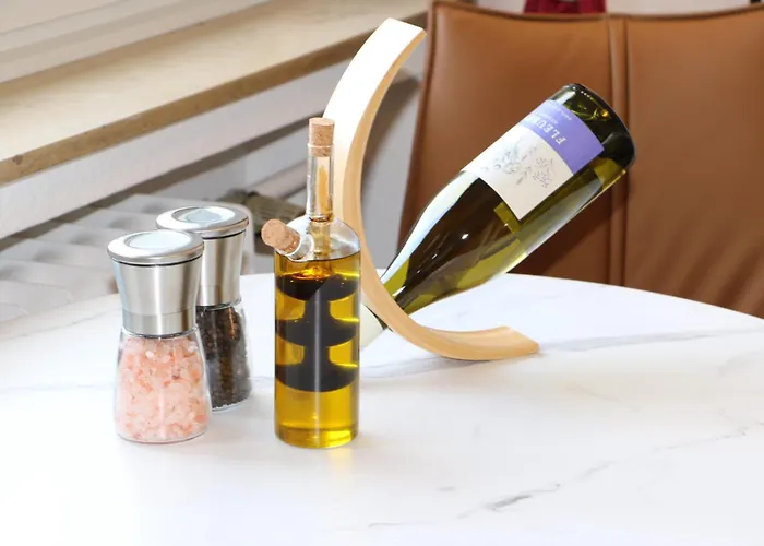 Room4You Altstadt - 2 Apartments - 1 Bis 8 Gaeste - Parkplatz Auf Anfrage * Paderborn